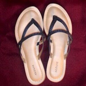 Alfani sandals size 7.5 navy